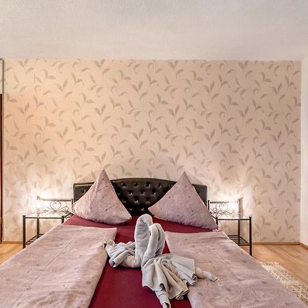 Ferienwohnung In Der Eifel Pesch Esterno foto