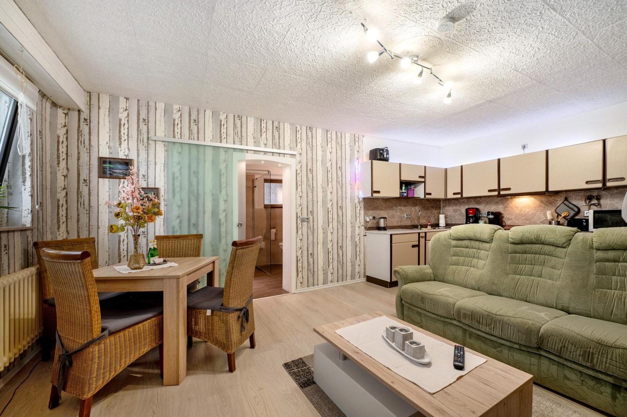 Ferienwohnung In Der Eifel Pesch Esterno foto